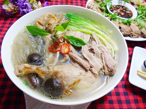 Miến gà măng khô món ngon ngày lạnh