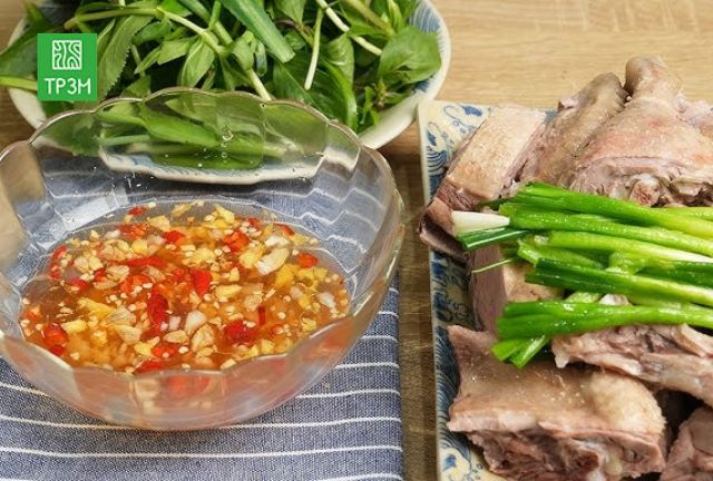 pha-nuoc-cham-ngan-luoc